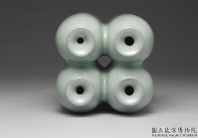 图片[3]-Four conjoined vases in green glaze, Qing dynasty, Yongzheng reign (1723-1735)-China Archive